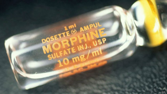 Морфин - один из сильнейших анальгетиков