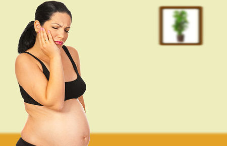 Замучил стоматит во время беременности
