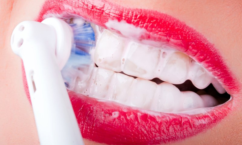 Принцип работы и устройство электрических зубных щеток